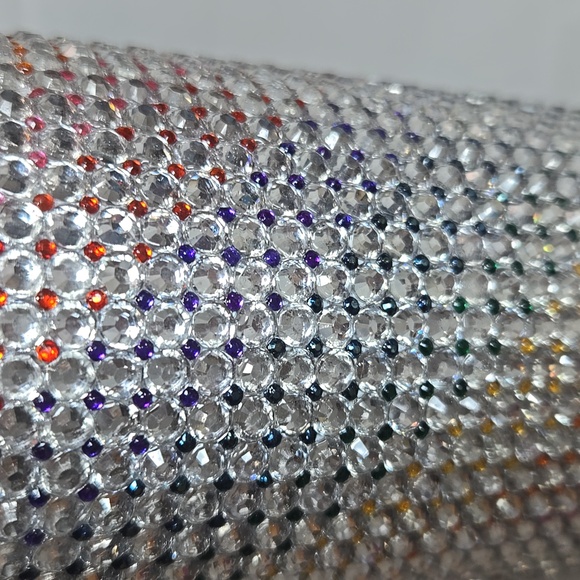 25oz Hand Placed Silver Rhinestone Water Bottle - Picture 7 of 7